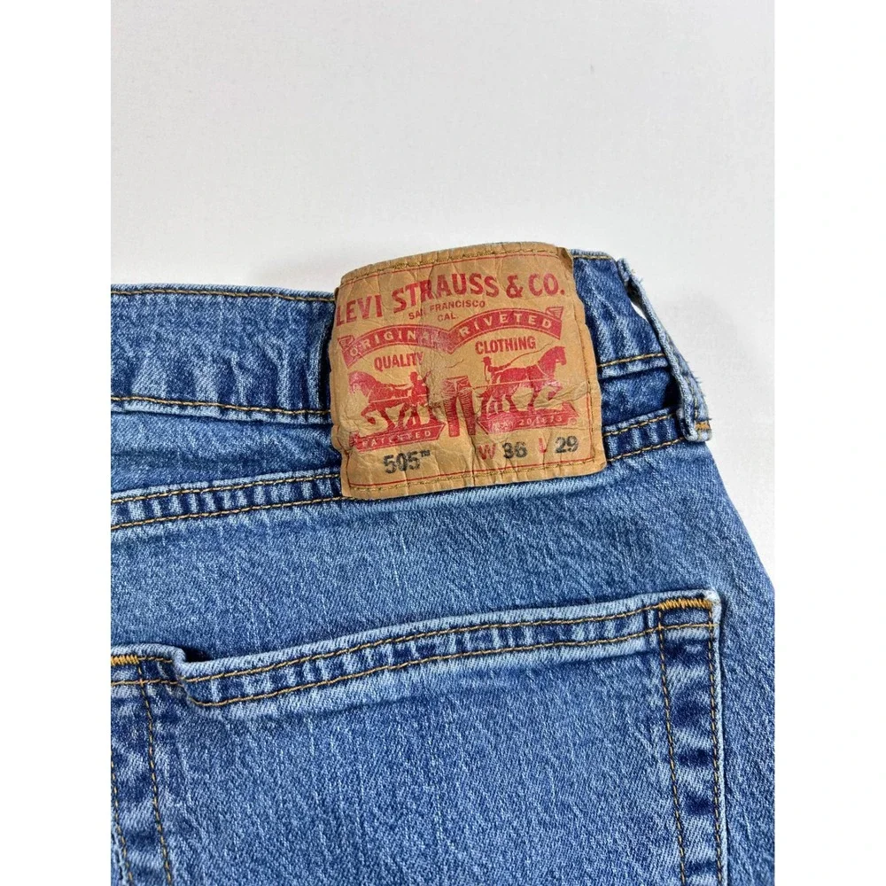 Levis 505 Regular Fit Straight Leg Jeans Mens 36x29 Medium Wash Blue 00505-2217